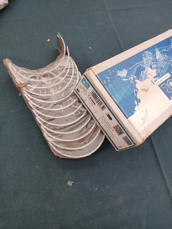 DT Conrod bearing 133090 for Scania 82/93 - Motorni ležaj: slika 1 DT Conrod bearing 133090 for Scania 82/93 - Motorni ležaj: slika 1