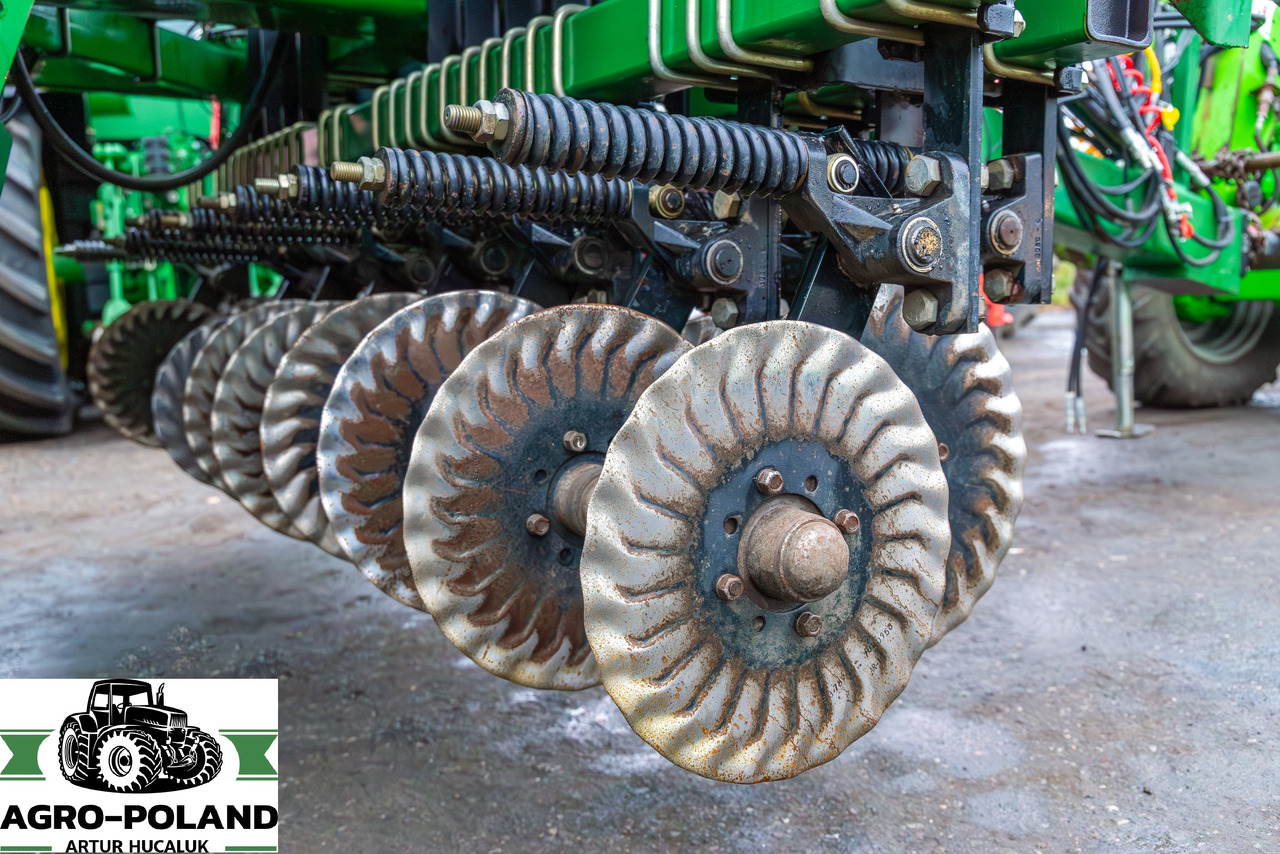 Great Plains NTA 2000 - 2008 ROK - Sejalni kombajn: slika 5 Great Plains NTA 2000 - 2008 ROK - Sejalni kombajn: slika 5