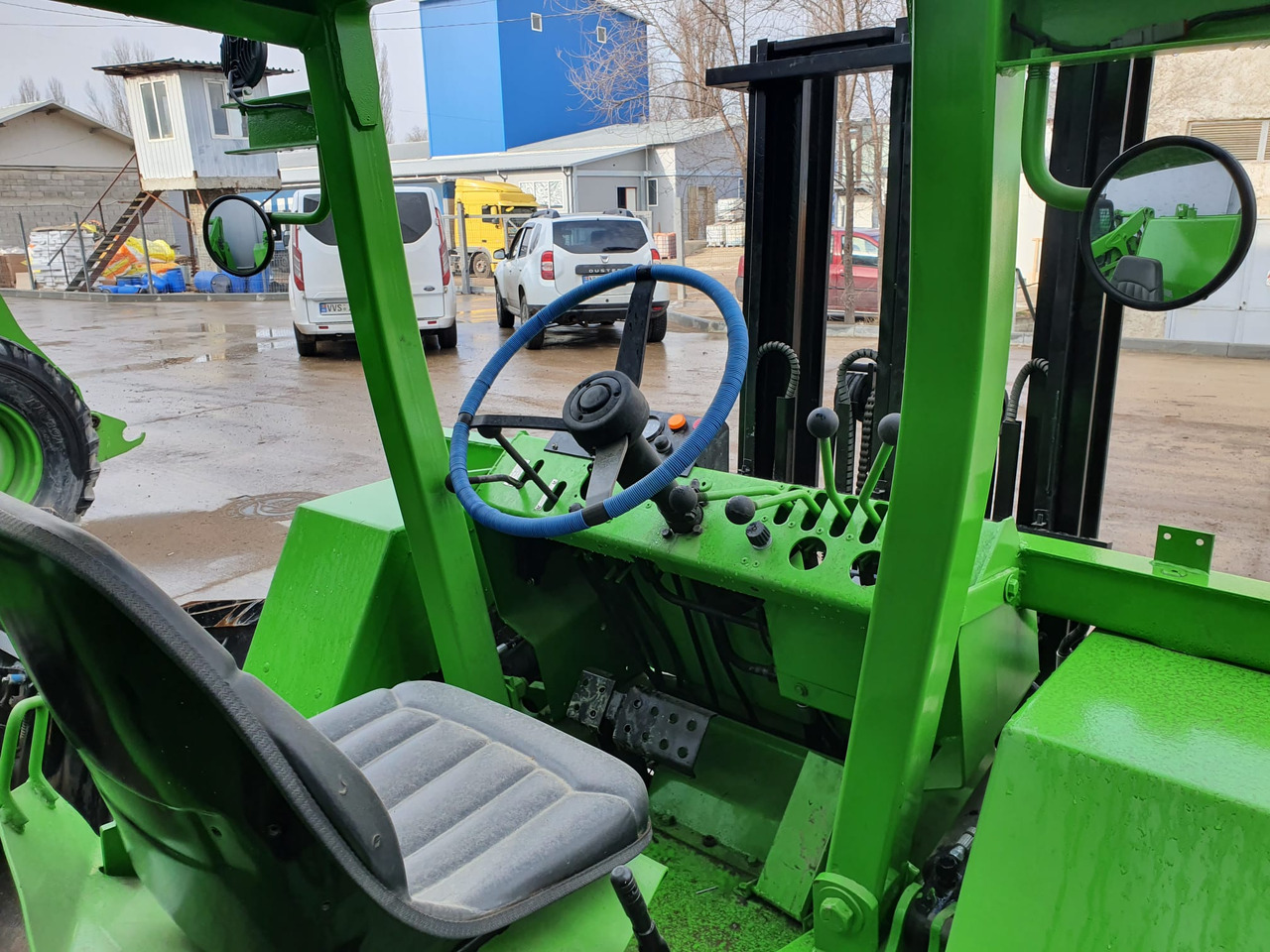 Terenski viličar CATERPILLAR V330B: slika 17