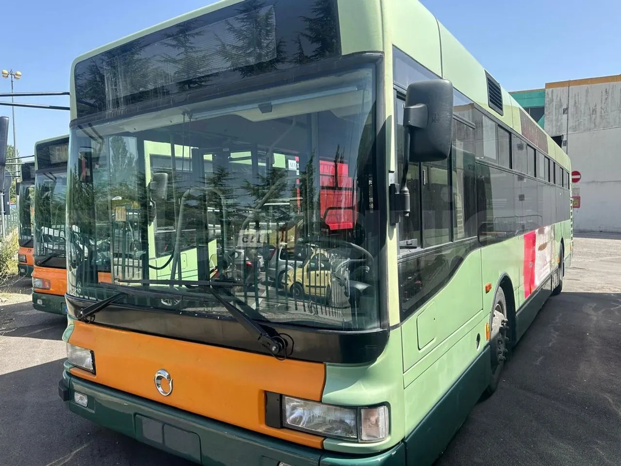 Bundle di 16 mezzi Irisbus - 491E Irisbus - 491E Irisbus - 491E Irisbus - 491E Irisbus - 491E Irisbus - 491E Irisbus - 491E Irisbus - 491E Irisbus - 491E Irisbus - 491E Irisbus - 491E Mercedes-Benz - - Primestni avtobus: slika 2 Bundle di 16 mezzi Irisbus - 491E Irisbus - 491E Irisbus - 491E Irisbus - 491E Irisbus - 491E Irisbus - 491E Irisbus - 491E Irisbus - 491E Irisbus - 491E Irisbus - 491E Irisbus - 491E Mercedes-Benz - - Primestni avtobus: slika 2