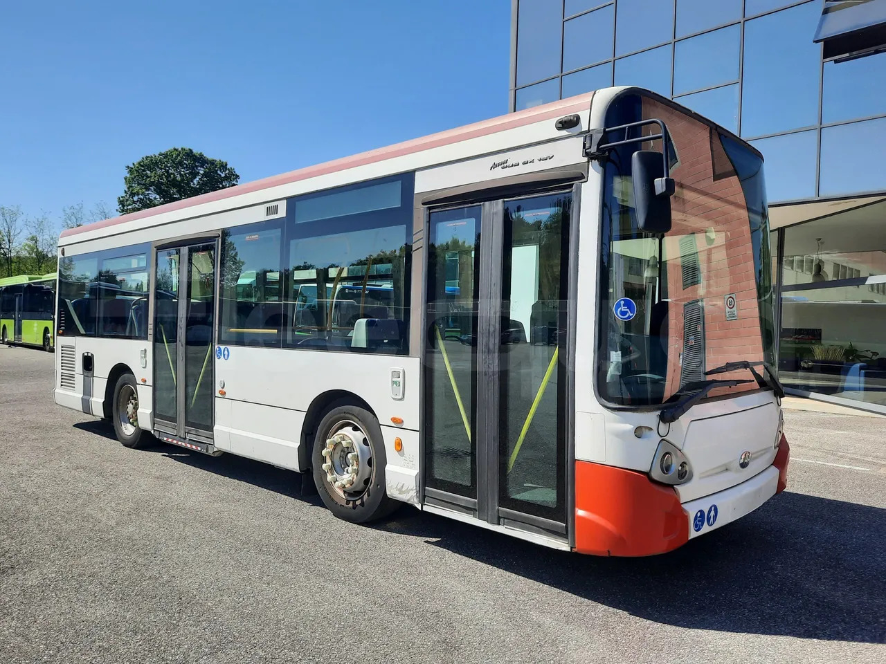 Heuliez GX127 - Mestni avtobus: slika 1 Heuliez GX127 - Mestni avtobus: slika 1