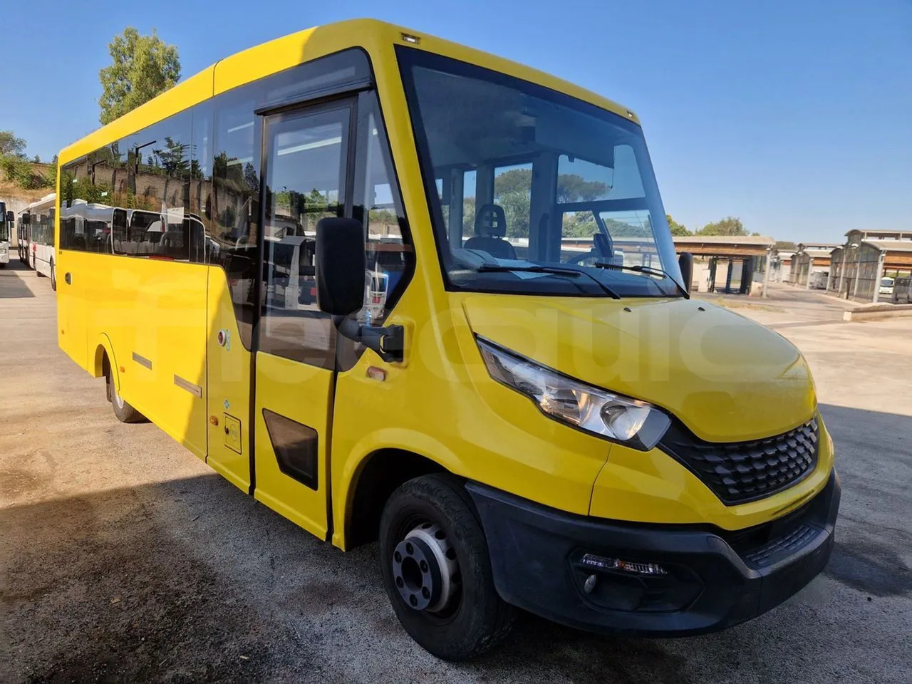 Iveco Indcar - Šolski avtobus: slika 1 Iveco Indcar - Šolski avtobus: slika 1