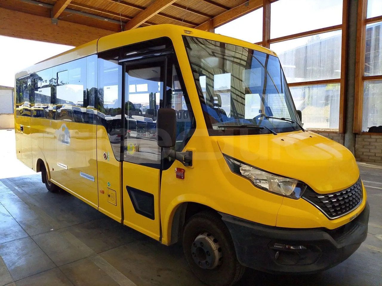 Iveco Indcar - Šolski avtobus: slika 1 Iveco Indcar - Šolski avtobus: slika 1
