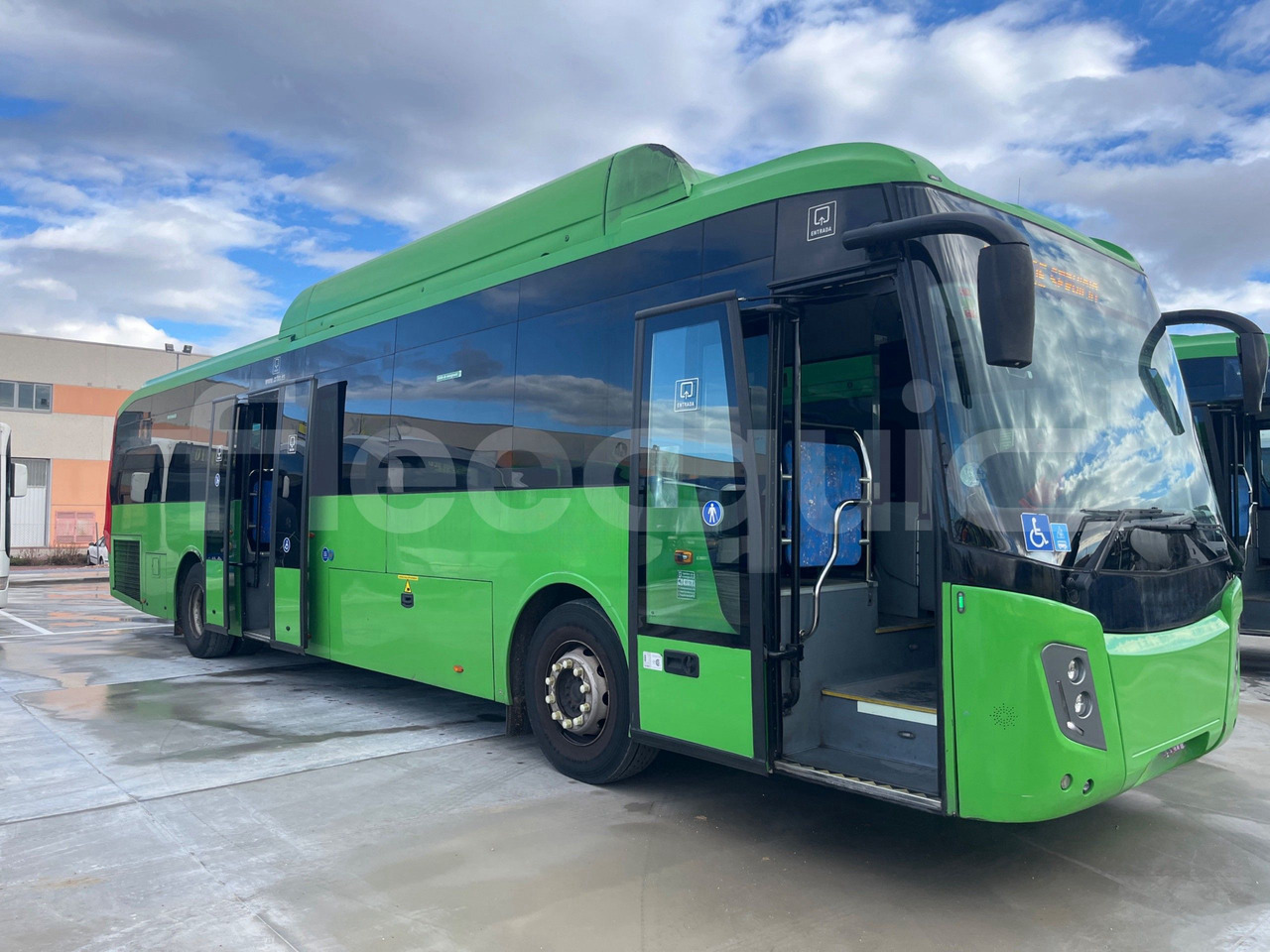 Man Castrosua - Primestni avtobus: slika 1 Man Castrosua - Primestni avtobus: slika 1