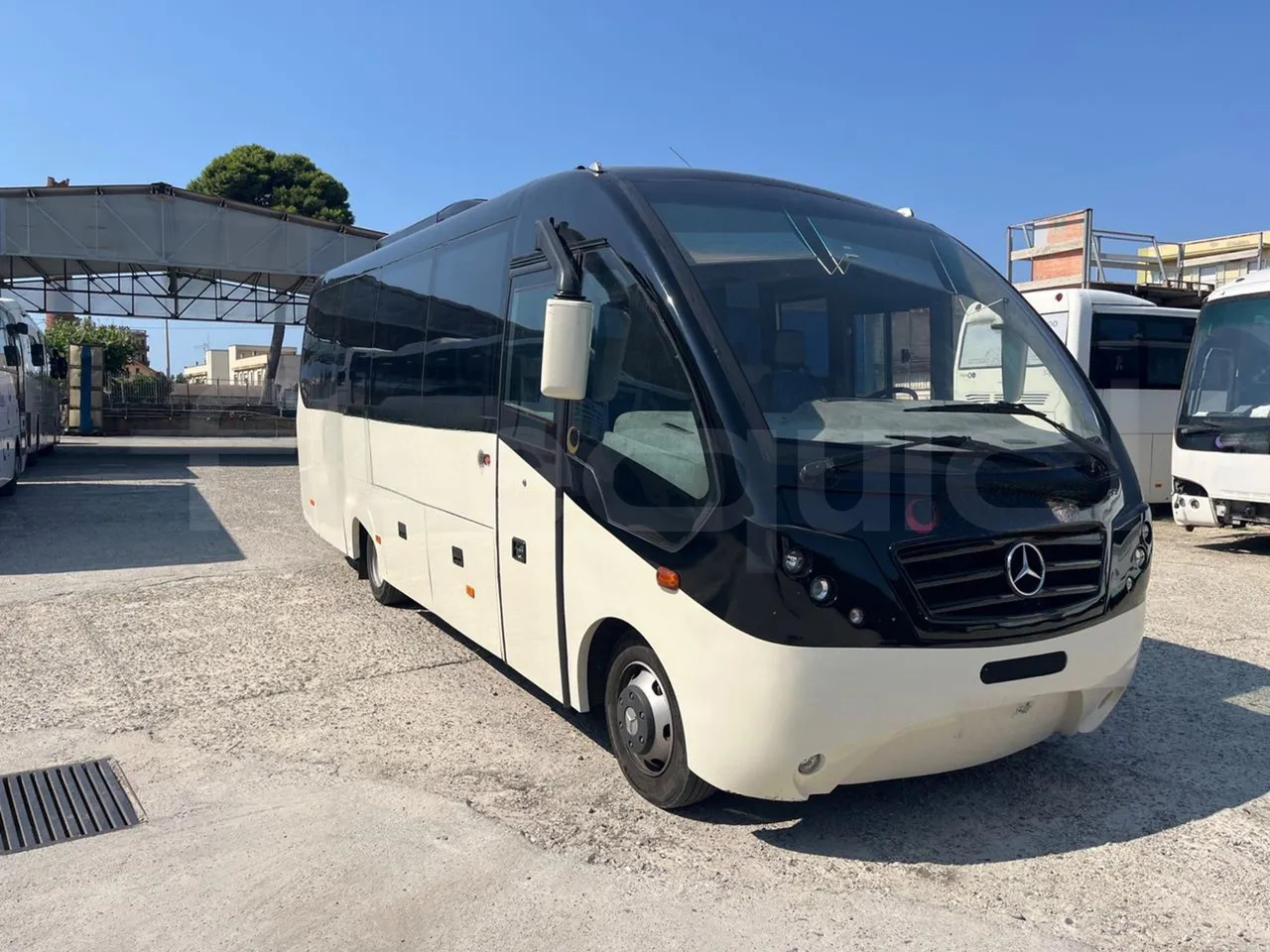 Mercedes-Benz MB 818 S - Potovalni avtobus: slika 1 Mercedes-Benz MB 818 S - Potovalni avtobus: slika 1
