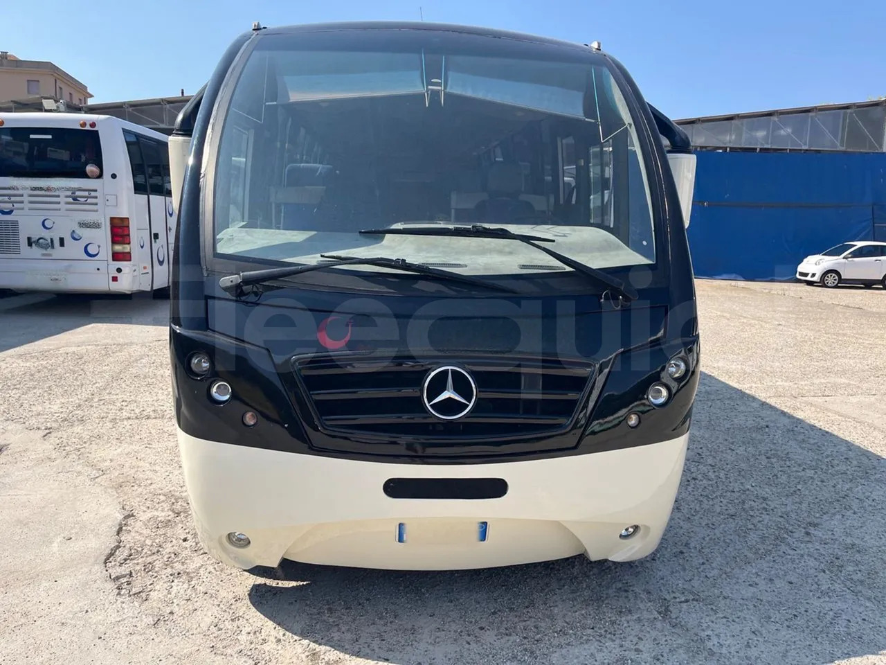 Mercedes-Benz MB 818 S - Potovalni avtobus: slika 2 Mercedes-Benz MB 818 S - Potovalni avtobus: slika 2