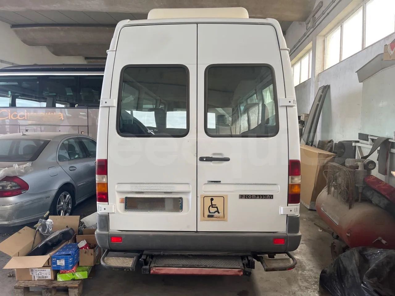 Mercedes-Benz Sprinter - Minibus, Potniški kombi: slika 5 Mercedes-Benz Sprinter - Minibus, Potniški kombi: slika 5