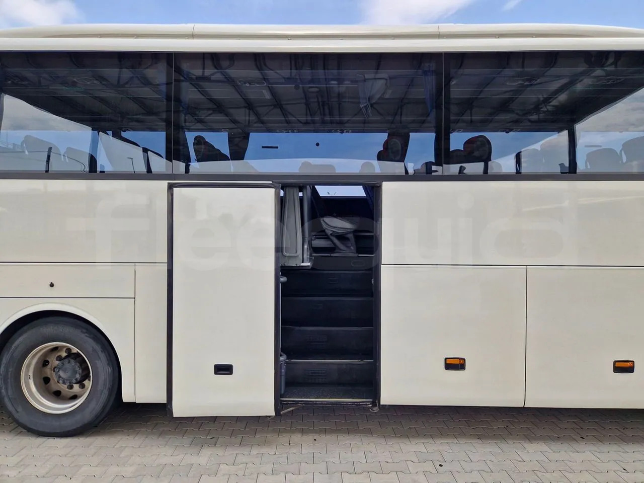 Potovalni avtobus Mercedes-Benz Tourismo: slika 16 Potovalni avtobus Mercedes-Benz Tourismo: slika 16