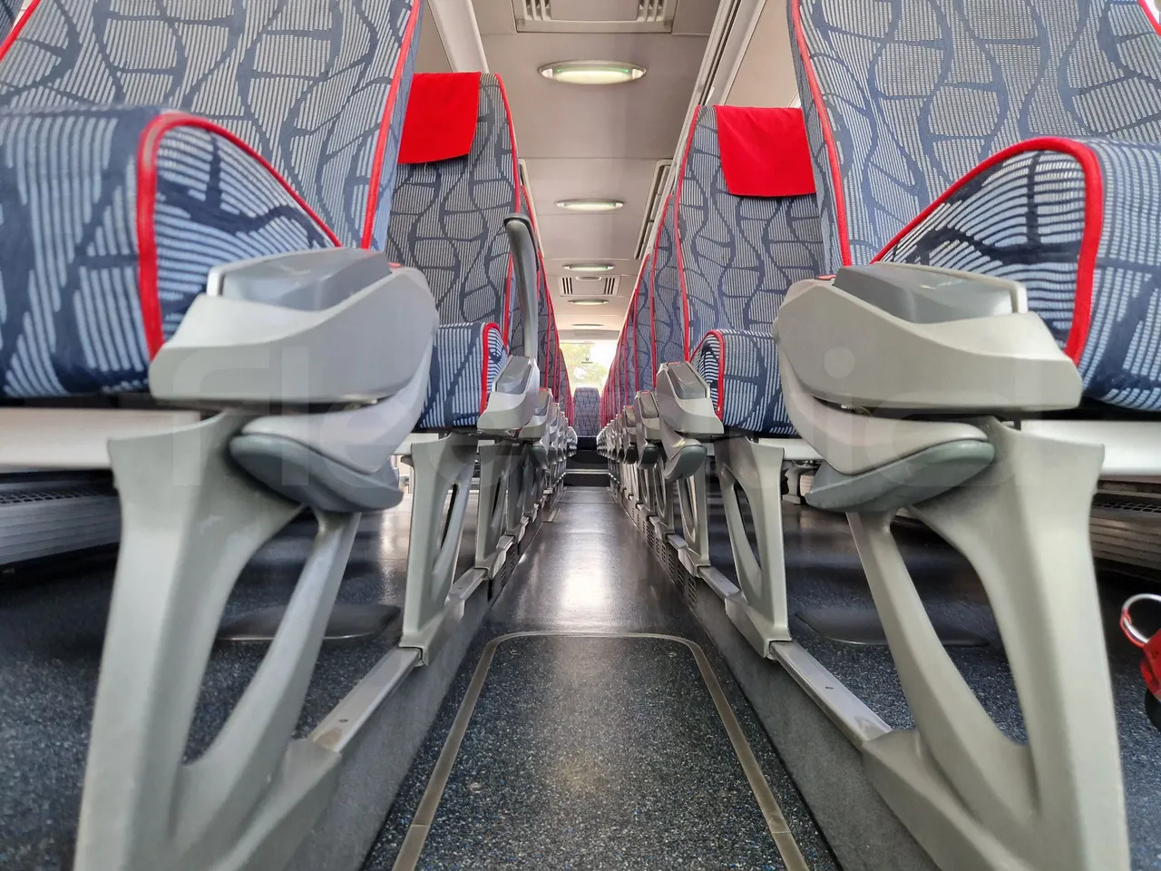 Potovalni avtobus Mercedes-Benz Tourismo: slika 45 Potovalni avtobus Mercedes-Benz Tourismo: slika 45