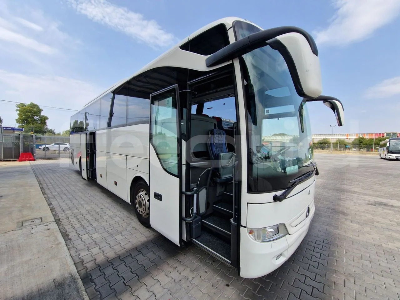 Potovalni avtobus Mercedes-Benz Tourismo: slika 12 Potovalni avtobus Mercedes-Benz Tourismo: slika 12