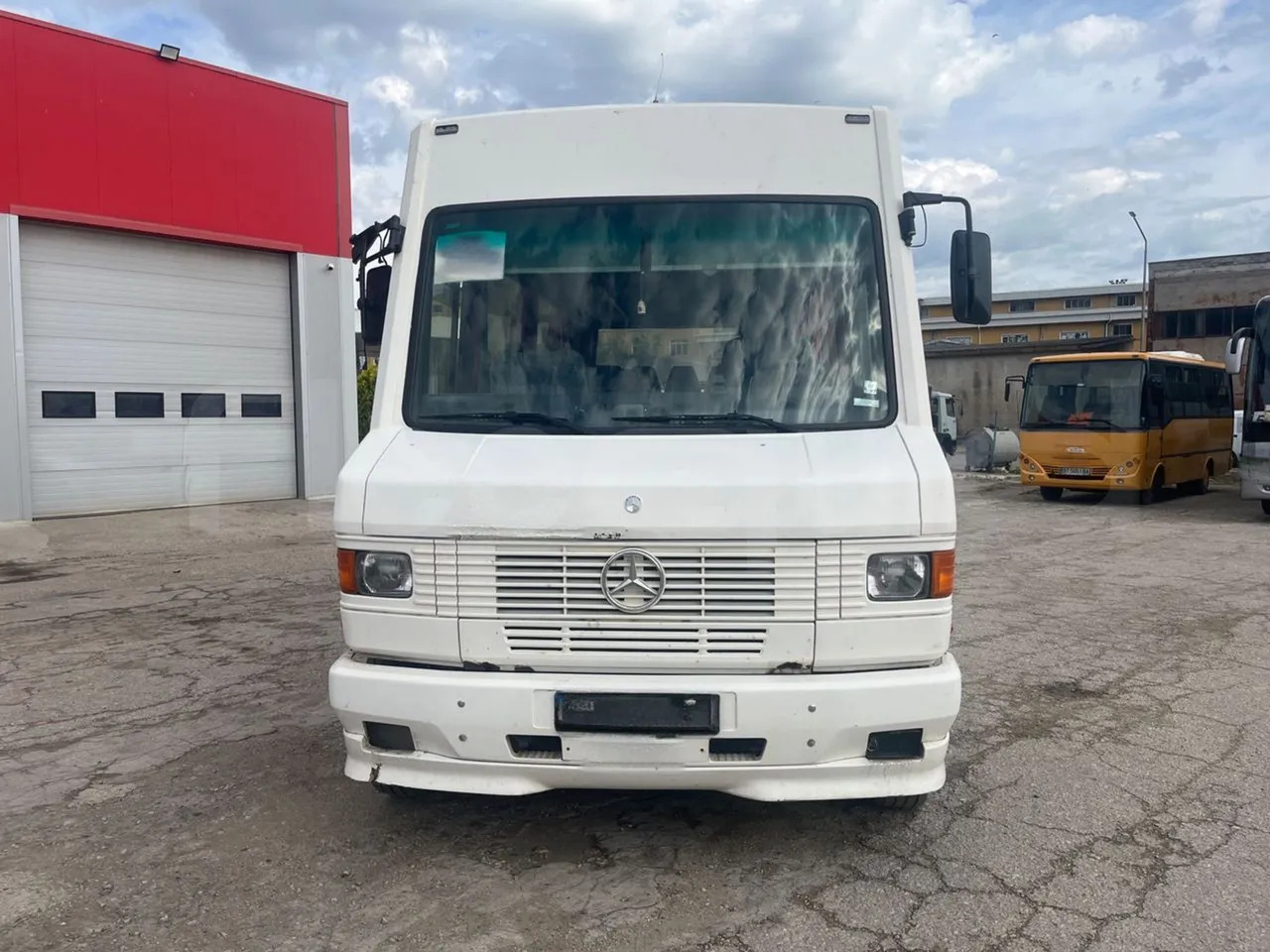 Mercedes-Benz Vario - Minibus, Potniški kombi: slika 1 Mercedes-Benz Vario - Minibus, Potniški kombi: slika 1
