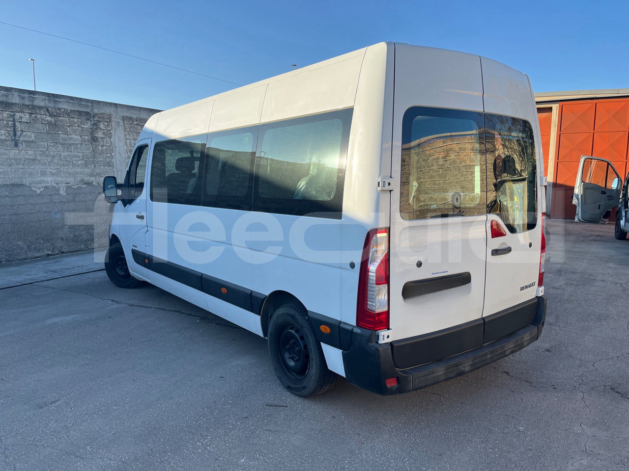 Minibus, Potniški kombi Renault Master: slika 7