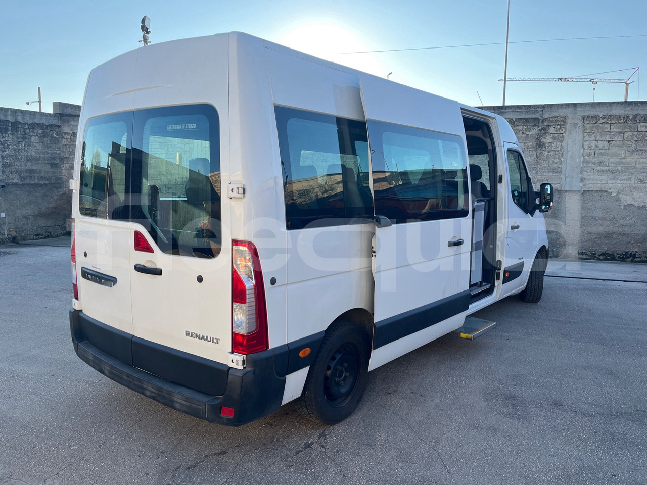 Minibus, Potniški kombi Renault Master: slika 8