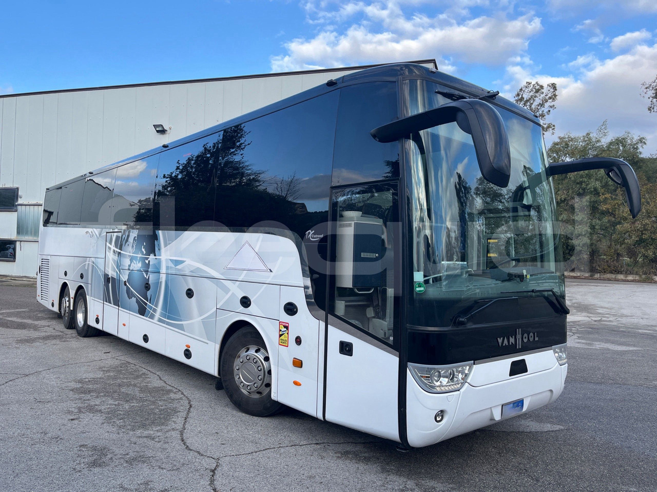 Van Hool Astron - Potovalni avtobus: slika 1 Van Hool Astron - Potovalni avtobus: slika 1