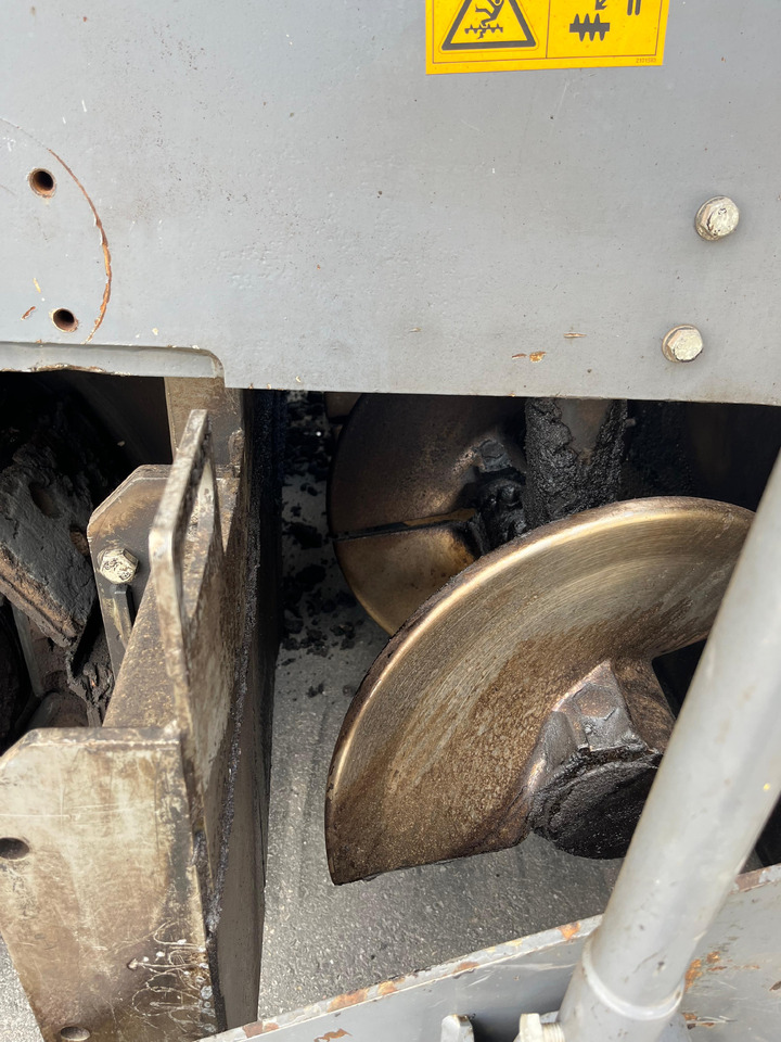 VÖGELE SUPER 2100-3i - Asfaltni finišer: slika 4 VÖGELE SUPER 2100-3i - Asfaltni finišer: slika 4