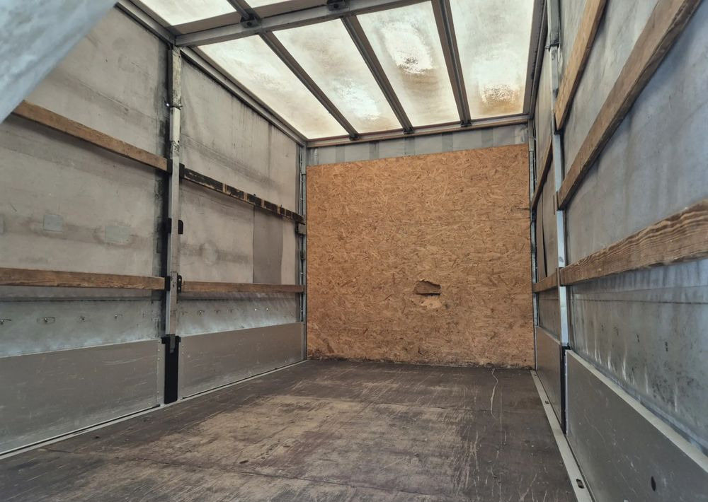 Iveco 35s14 140KM - Dostavno vozilo s ponjavo: slika 4 Iveco 35s14 140KM - Dostavno vozilo s ponjavo: slika 4