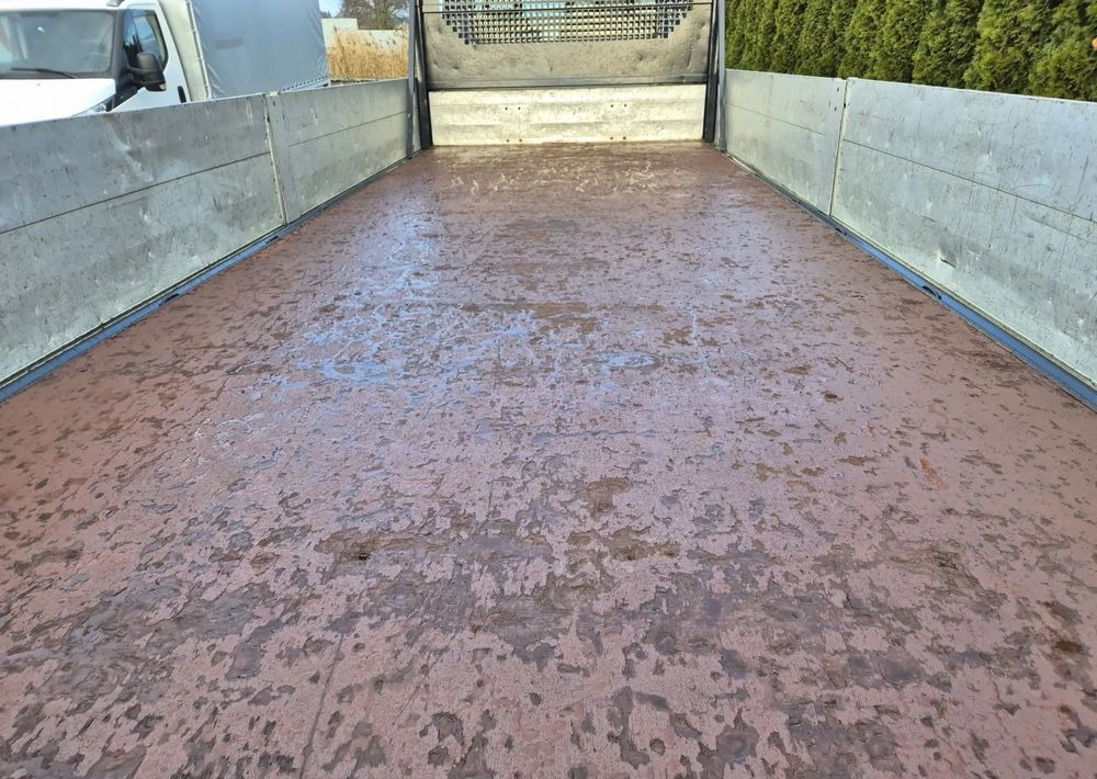 Iveco 65C15 3.0 150KM/ Skrzyniowy/ - Dostavno vozilo s kesonom: slika 4 Iveco 65C15 3.0 150KM/ Skrzyniowy/ - Dostavno vozilo s kesonom: slika 4