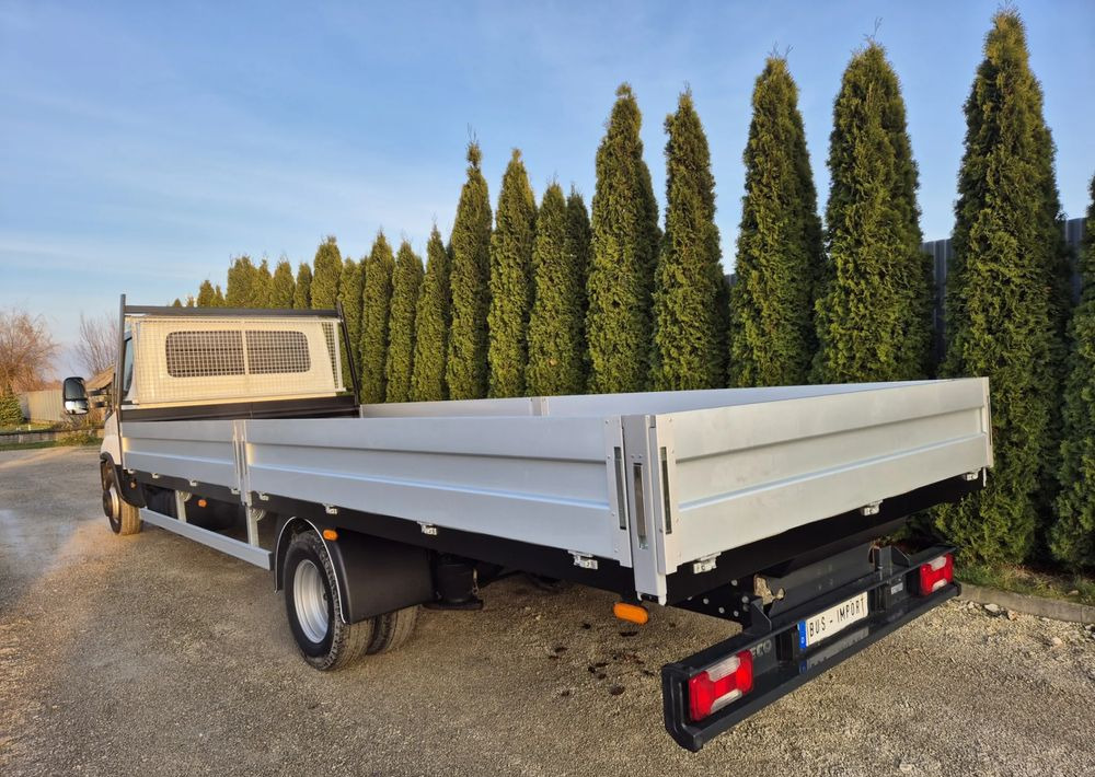 Iveco 70C18 3.0 180KM/ Skrzyniowy / 1 Właściciel/ Himatic 8b/ Rozstaw osi max 5.1m/ - Dostavno vozilo s kesonom: slika 4 Iveco 70C18 3.0 180KM/ Skrzyniowy / 1 Właściciel/ Himatic 8b/ Rozstaw osi max 5.1m/ - Dostavno vozilo s kesonom: slika 4