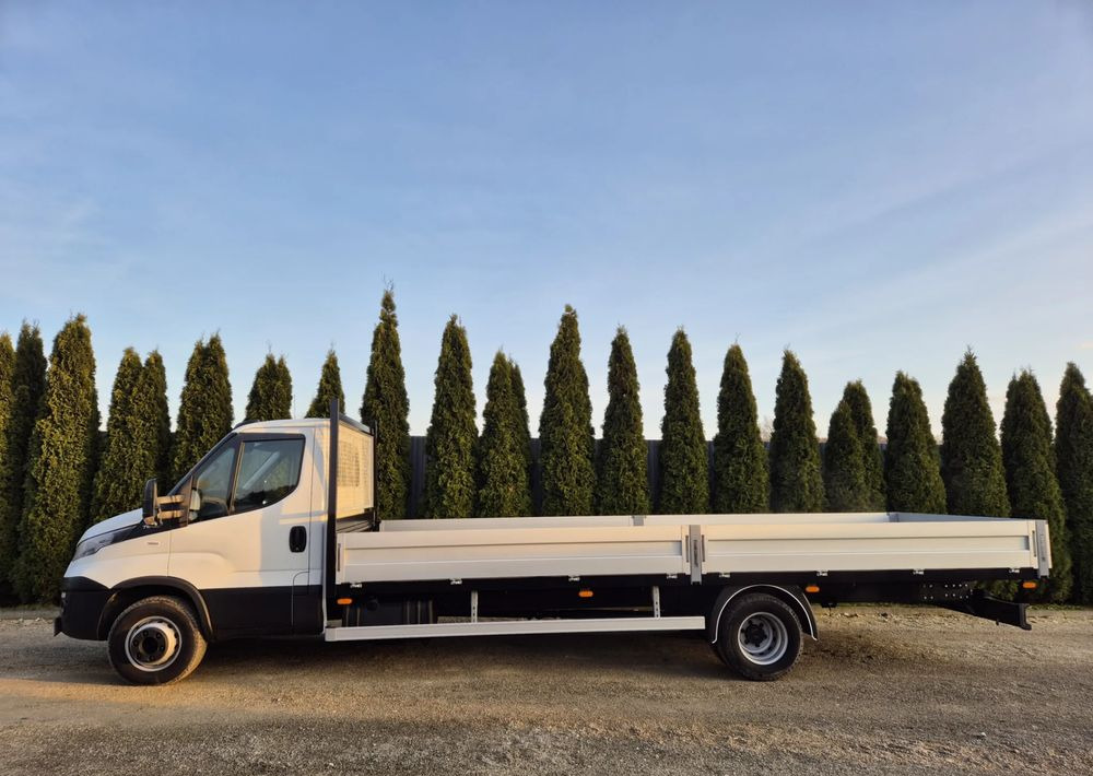 Iveco 70C18 3.0 180KM/ Skrzyniowy / 1 Właściciel/ Himatic 8b/ Rozstaw osi max 5.1m/ - Dostavno vozilo s kesonom: slika 2 Iveco 70C18 3.0 180KM/ Skrzyniowy / 1 Właściciel/ Himatic 8b/ Rozstaw osi max 5.1m/ - Dostavno vozilo s kesonom: slika 2