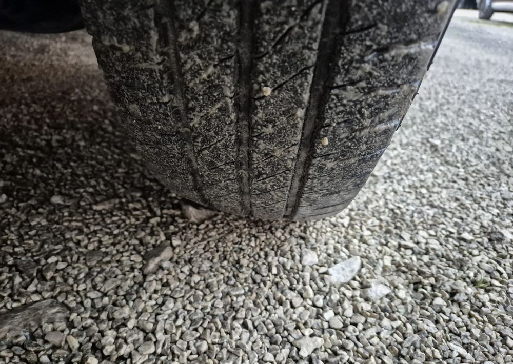 Dostavno vozilo z zabojnikom Nissan ATLEON 3.0 150KM: slika 18 Dostavno vozilo z zabojnikom Nissan ATLEON 3.0 150KM: slika 18