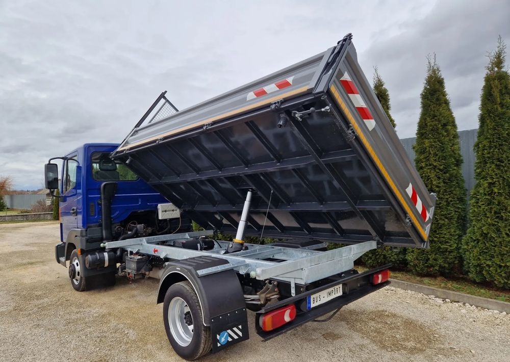 Nissan Atleon 3.0 - Dostavno vozilo prekucnik: slika 4 Nissan Atleon 3.0 - Dostavno vozilo prekucnik: slika 4