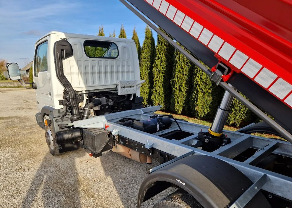 Nissan Cabstar 3.0 - Dostavno vozilo prekucnik: slika 5 Nissan Cabstar 3.0 - Dostavno vozilo prekucnik: slika 5