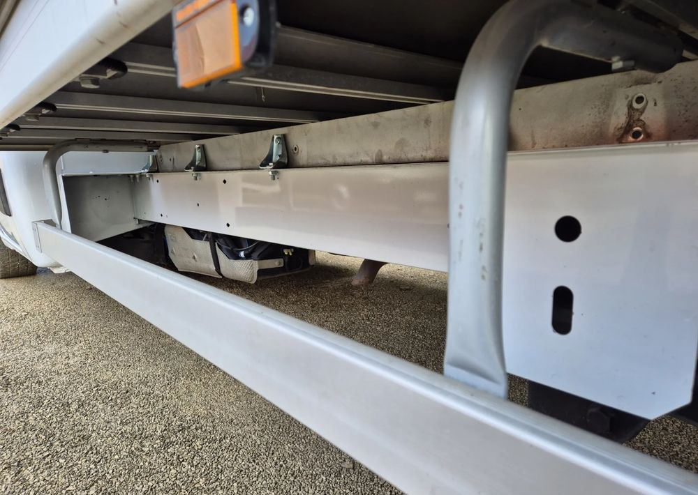 Renault Master 2.3 150KM/ Nowa Skrzynia 4.5m/ - Dostavno vozilo s kesonom: slika 4 Renault Master 2.3 150KM/ Nowa Skrzynia 4.5m/ - Dostavno vozilo s kesonom: slika 4