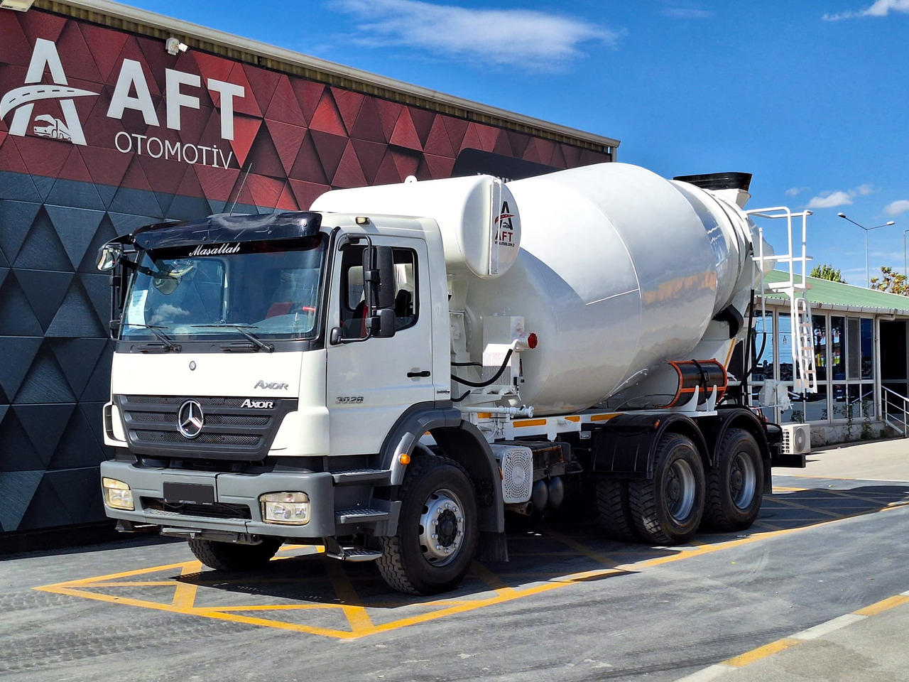 MERCEDES-BENZ AXOR 3028 - Avtomešalec: slika 1 MERCEDES-BENZ AXOR 3028 - Avtomešalec: slika 1