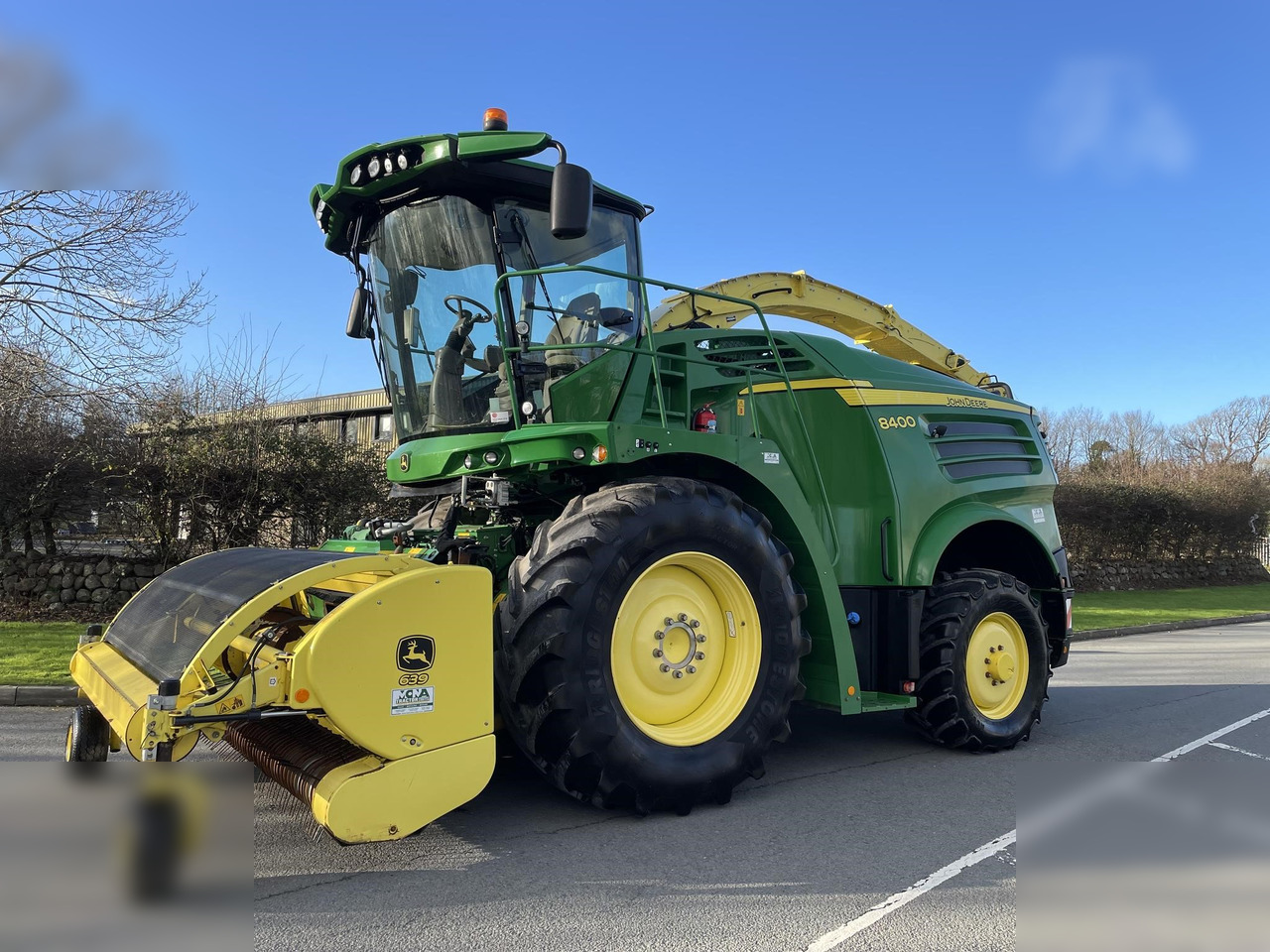 2018 JOHN DEERE 8400 - Kombajn za krmo: slika 3 2018 JOHN DEERE 8400 - Kombajn za krmo: slika 3