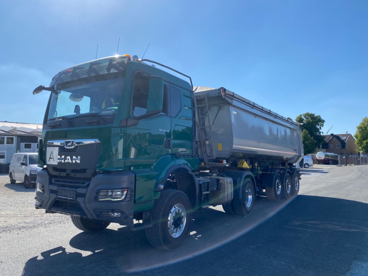 MAN TGS 18.510 BL/4x4 Allrad/Kardan + Schmitz 28 cbm - Vlačilec: slika 1 MAN TGS 18.510 BL/4x4 Allrad/Kardan + Schmitz 28 cbm - Vlačilec: slika 1