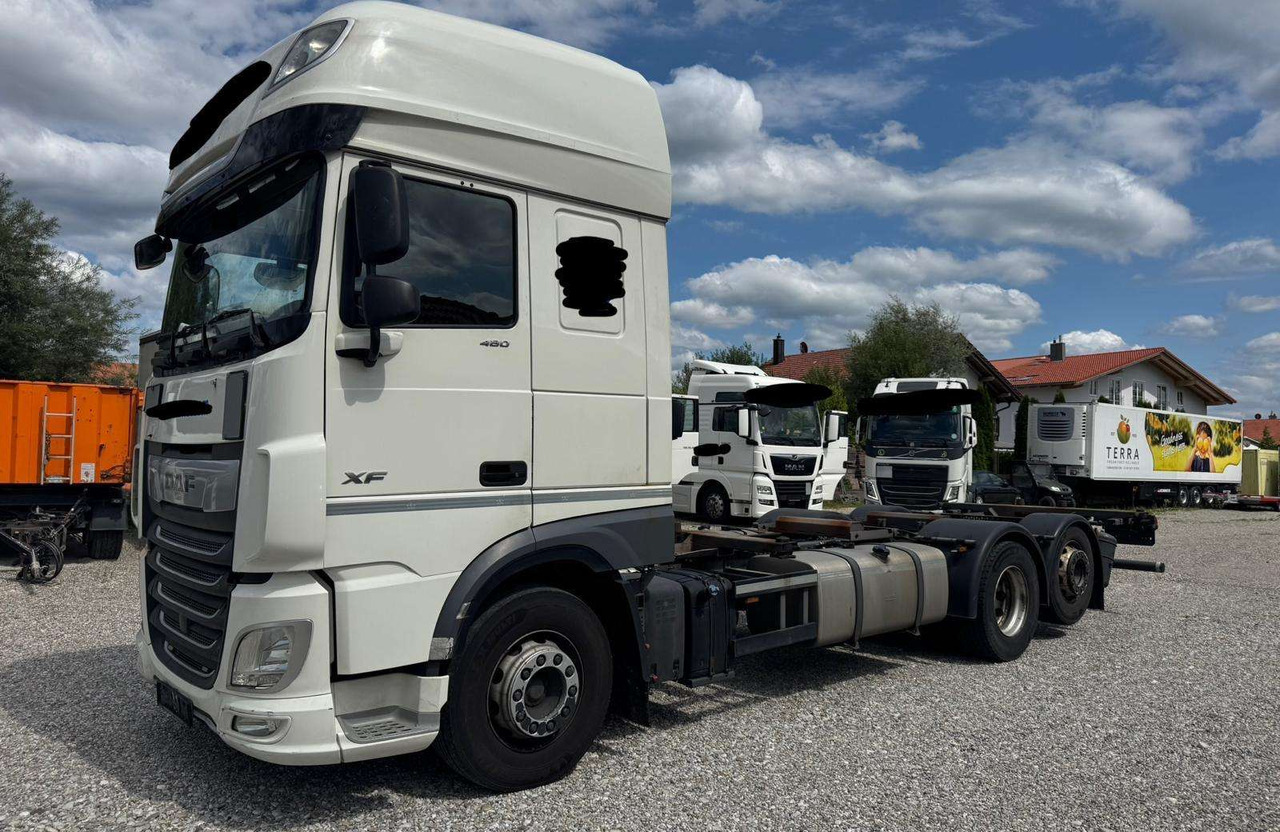 DAF XF 480 SSC RETARDA - Tovornjak-šasija: slika 1 DAF XF 480 SSC RETARDA - Tovornjak-šasija: slika 1