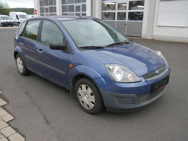 Ford Fiesta 1,3 51 kW Ambiente - Avtomobil: slika 2 Ford Fiesta 1,3 51 kW Ambiente - Avtomobil: slika 2