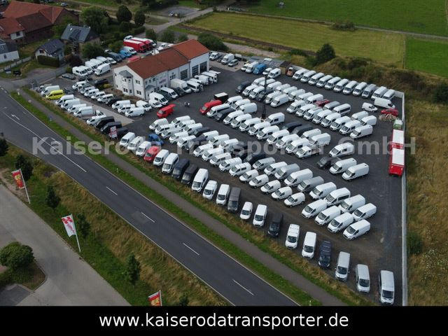 Volkswagen Crafter 35 L2H2HA Klima Standheizung AHK Navi - Furgon: slika 2 Volkswagen Crafter 35 L2H2HA Klima Standheizung AHK Navi - Furgon: slika 2