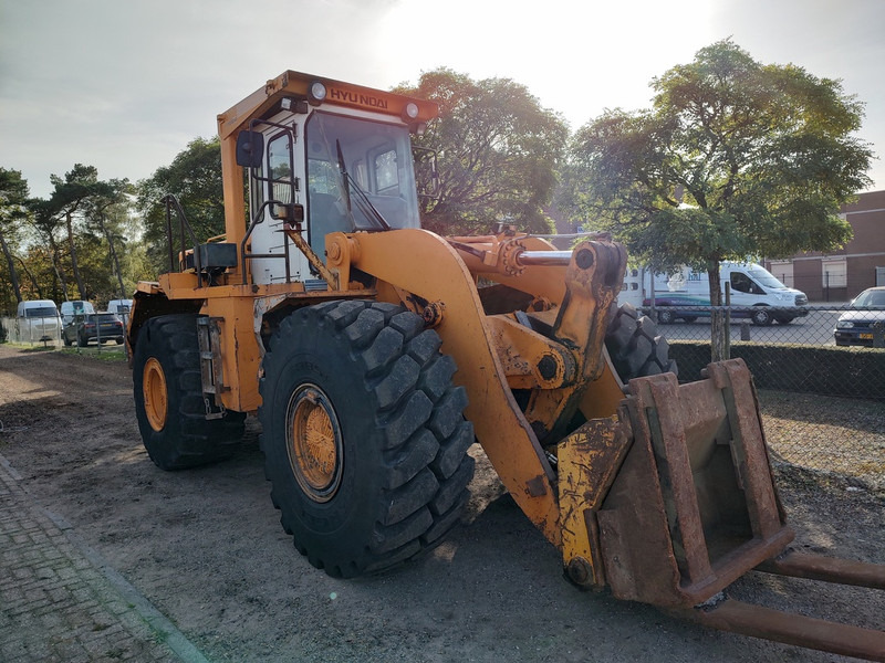 Hyundai HL35 - Kolesni nakladalec: slika 5 Hyundai HL35 - Kolesni nakladalec: slika 5