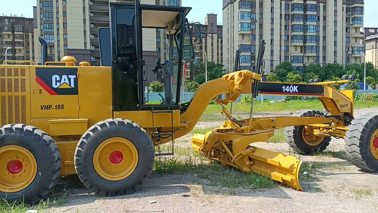 CATERPILLAR 140K used motor grader low price - Greder: slika 2 CATERPILLAR 140K used motor grader low price - Greder: slika 2