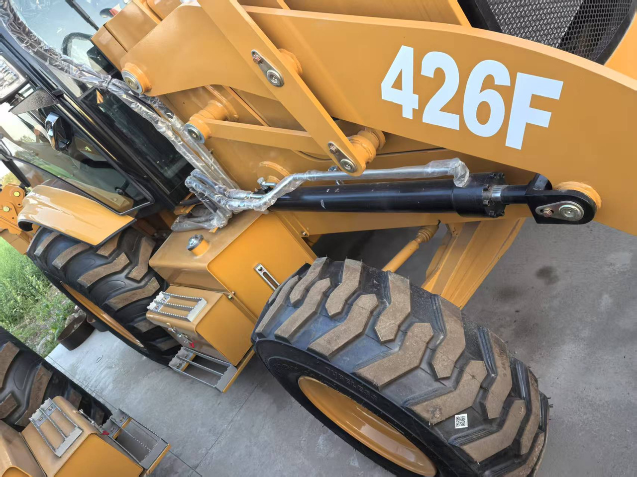 CATERPILLAR 426F new backhoe loader 2025 hot sale jcb - Bager nakladalec: slika 3 CATERPILLAR 426F new backhoe loader 2025 hot sale jcb - Bager nakladalec: slika 3