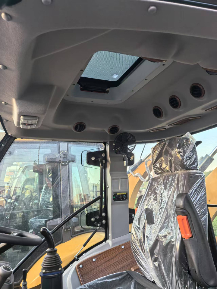 CATERPILLAR 426F new backhoe loader 2025 hot sale jcb - Bager nakladalec: slika 5 CATERPILLAR 426F new backhoe loader 2025 hot sale jcb - Bager nakladalec: slika 5