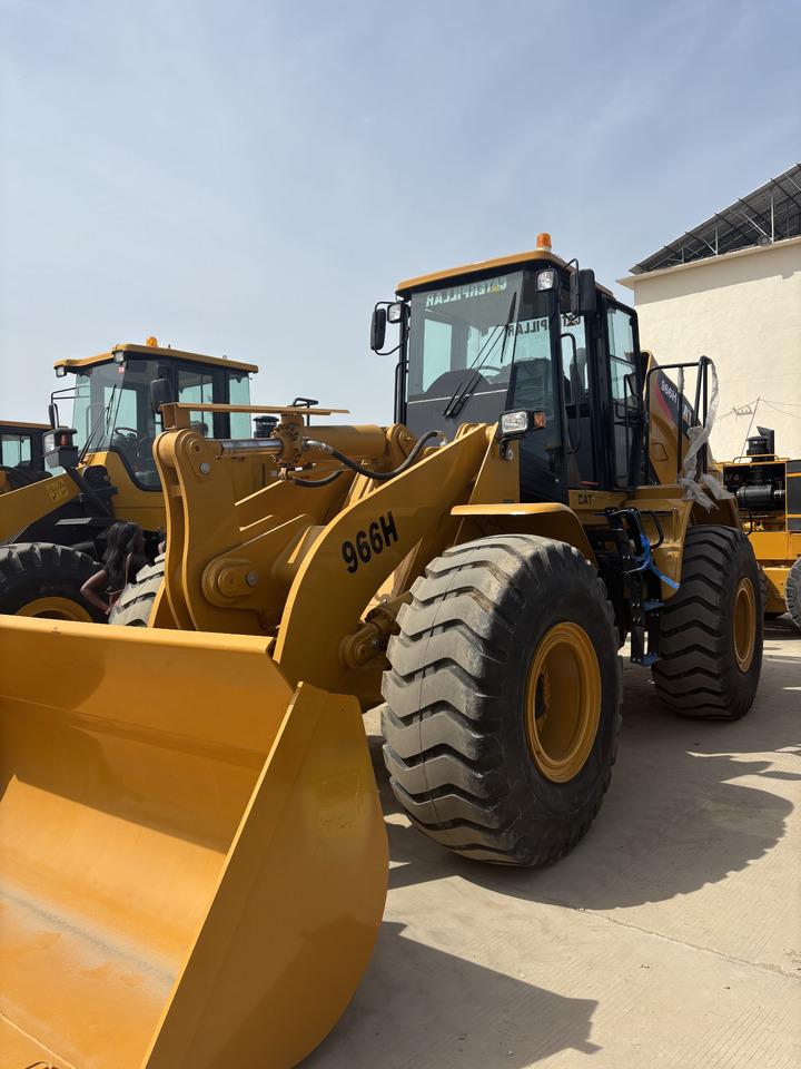 CATERPILLAR 966H great condition discouted - Kolesni nakladalec: slika 1 CATERPILLAR 966H great condition discouted - Kolesni nakladalec: slika 1