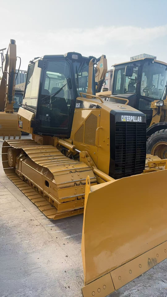 CATERPILLAR D5k diesel compact precision fuel-efficient cater bulldozer - Buldožer: slika 2 CATERPILLAR D5k diesel compact precision fuel-efficient cater bulldozer - Buldožer: slika 2