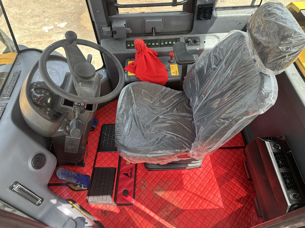 SDLG L958F China brand low price 5 ton class front loader strong power - Kolesni nakladalec: slika 5 SDLG L958F China brand low price 5 ton class front loader strong power - Kolesni nakladalec: slika 5