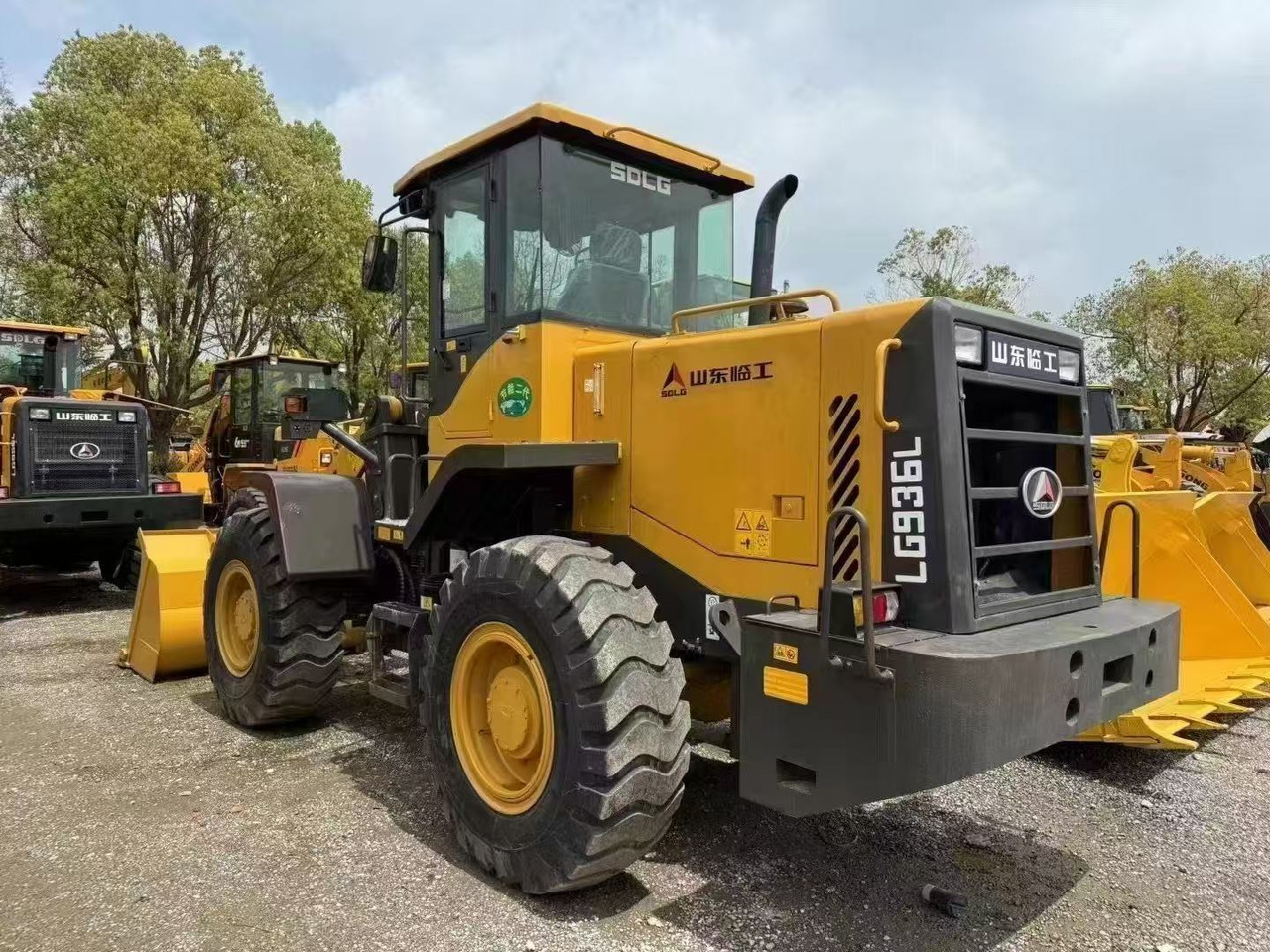 SDLG lg936L Famous China brand SDLG loader 3 ton class front loader - Kolesni nakladalec: slika 2 SDLG lg936L Famous China brand SDLG loader 3 ton class front loader - Kolesni nakladalec: slika 2