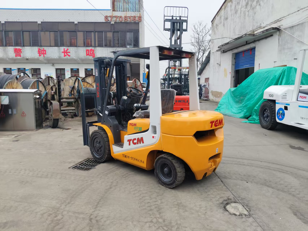 TCM FD30 Japan brand used 3 ton 4.5m diesel forklift Customizable mast clamps - Diesel viličar: slika 4 TCM FD30 Japan brand used 3 ton 4.5m diesel forklift Customizable mast clamps - Diesel viličar: slika 4