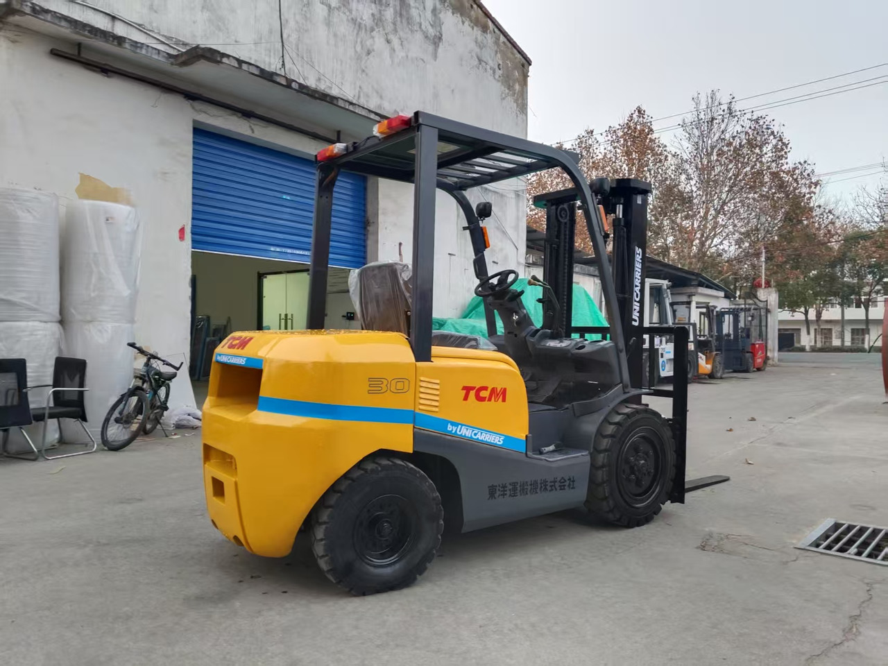 TCM FD30 Japan brand used 3 ton diesel forklift Customizable mast clamps - Diesel viličar: slika 2 TCM FD30 Japan brand used 3 ton diesel forklift Customizable mast clamps - Diesel viličar: slika 2