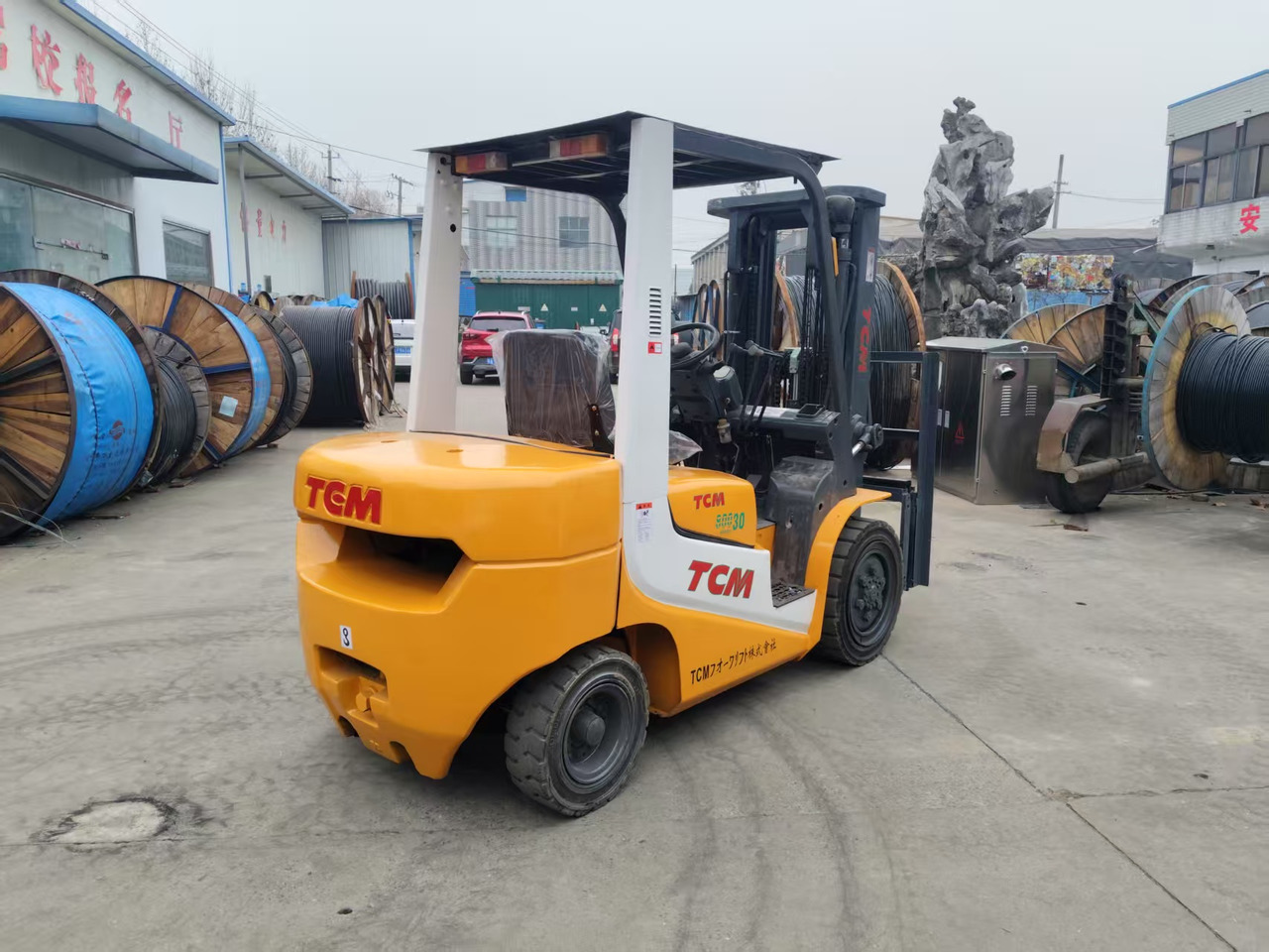 TCM FD30 Japan brand used 3 ton diesel forklift Customizable mast clamps - Diesel viličar: slika 5 TCM FD30 Japan brand used 3 ton diesel forklift Customizable mast clamps - Diesel viličar: slika 5