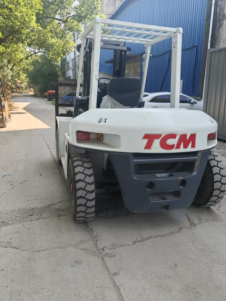 TCM FD50 Japan brand used 5 ton diesel forklift Customizable mast clamps - Diesel viličar: slika 3 TCM FD50 Japan brand used 5 ton diesel forklift Customizable mast clamps - Diesel viličar: slika 3