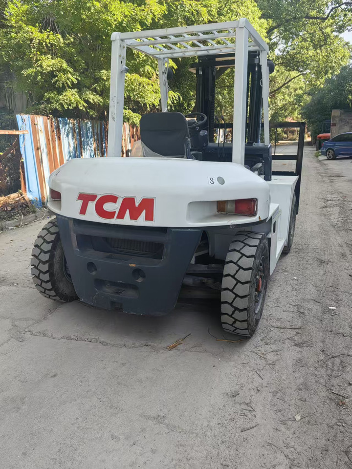 TCM FD50 Japan brand used 5 ton diesel forklift Customizable mast clamps - Diesel viličar: slika 2 TCM FD50 Japan brand used 5 ton diesel forklift Customizable mast clamps - Diesel viličar: slika 2