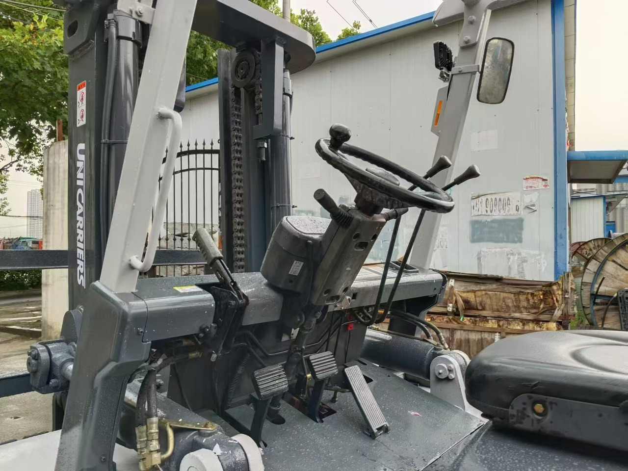 TCM FD70 japan brand 7 ton forklift used Customizable mast clamp side shift - Diesel viličar: slika 3 TCM FD70 japan brand 7 ton forklift used Customizable mast clamp side shift - Diesel viličar: slika 3