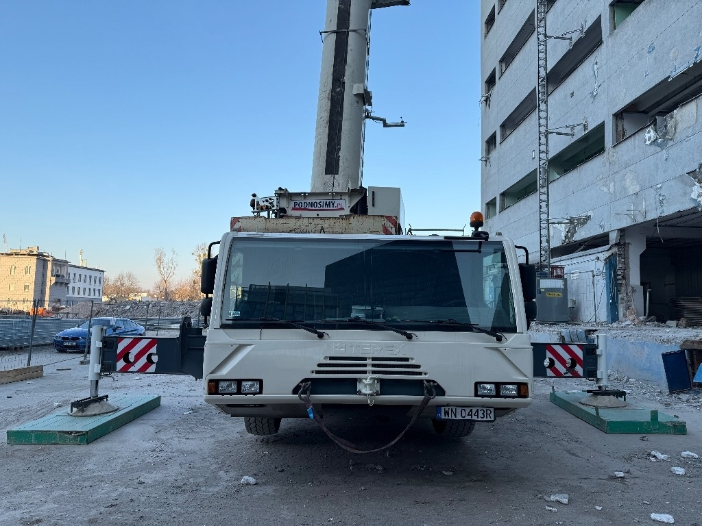 Demag AC 200-1 - Avtodvigalo za vse namene: slika 2 Demag AC 200-1 - Avtodvigalo za vse namene: slika 2