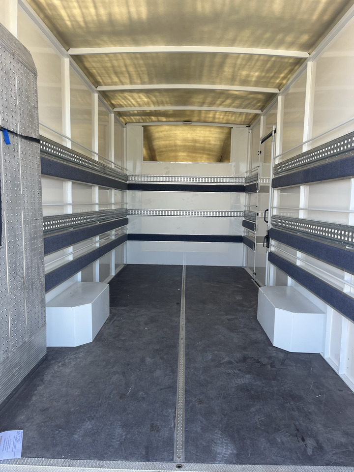 NISSAN INTERSTAR 2.3DCI170 PLANCHE CABINE - Dostavno vozilo z zabojnikom: slika 5 NISSAN INTERSTAR 2.3DCI170 PLANCHE CABINE - Dostavno vozilo z zabojnikom: slika 5