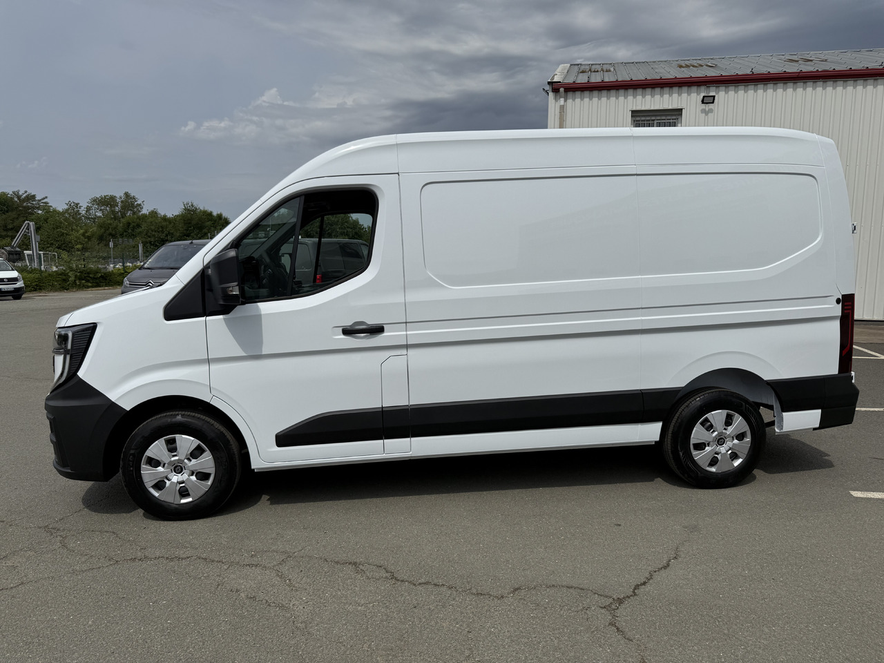 RENAULT MASTER 3T5 L2H2 EXTRA 2.0DCI150 - Furgon: slika 5 RENAULT MASTER 3T5 L2H2 EXTRA 2.0DCI150 - Furgon: slika 5